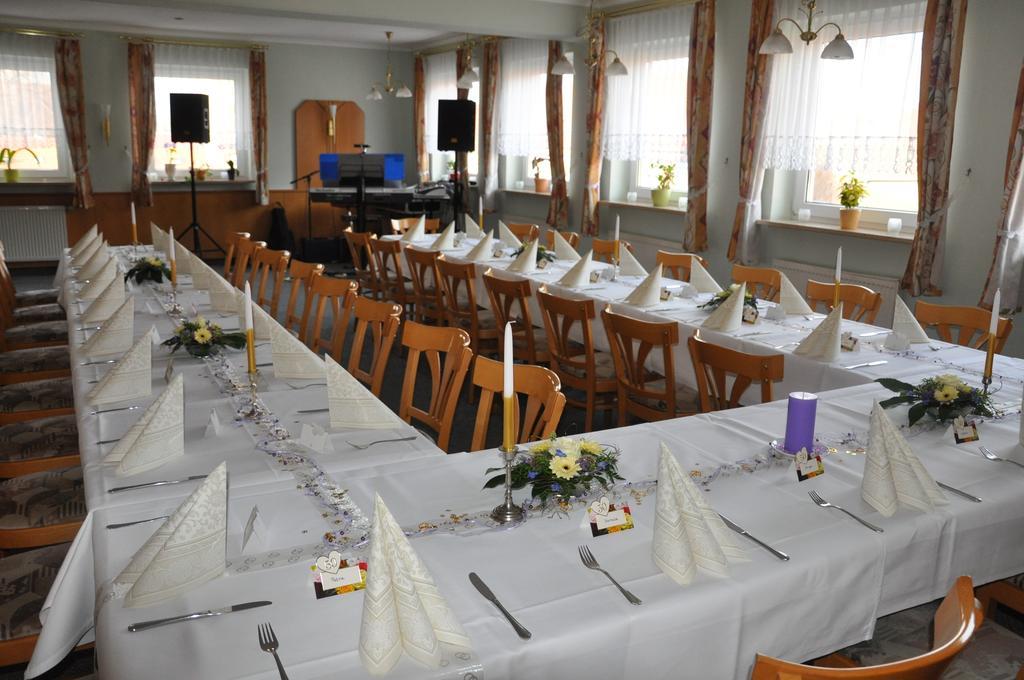Hotel Elxleben מראה חיצוני תמונה